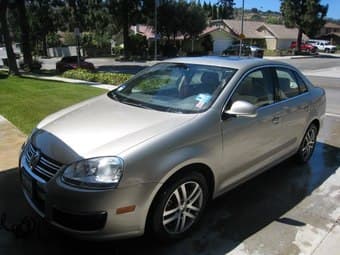 2005 VW New Jetta 2.5L:Low miles,Warranty, Loads of Options, PRICE CUT 1