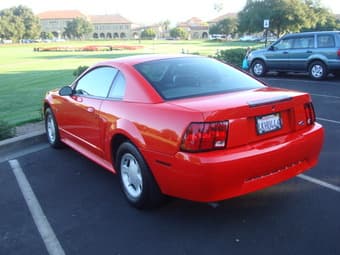 2000 Red Mustang for sale 1