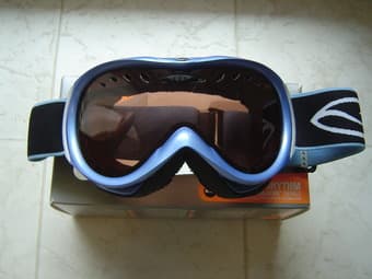 Smith ski/snoboard goggle - $10 1