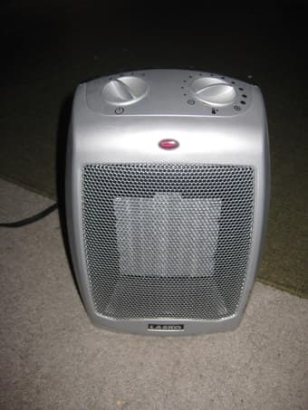 microwaves heater rugs art desk vases 1