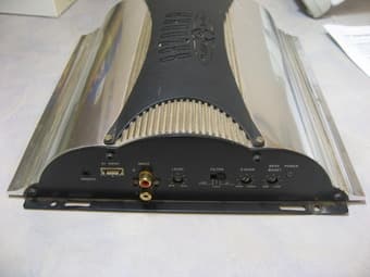 Subwoofer and amplifier 1