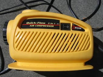Quick Flow 3-in-1 Air Compressor - $14 2