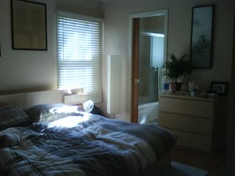 $900 Master bedroom w/ private bath, near downtown PA and Stanford 1