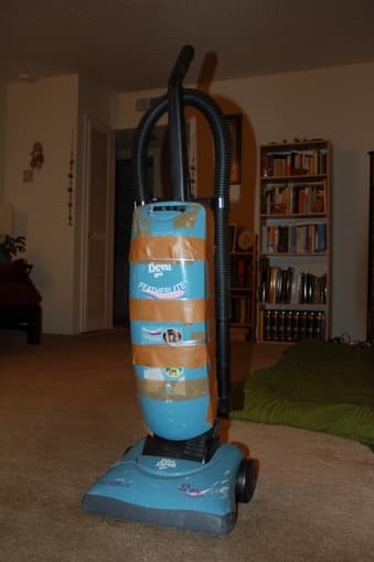 Dirt devil vacuum cleaner - 15$ 1