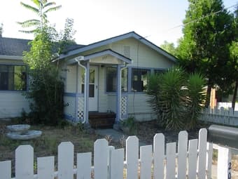 695 Nice Room In A 4 Bedroom House Available Now 1