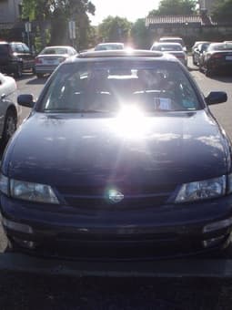 1997 Nissan Maxima SE 1