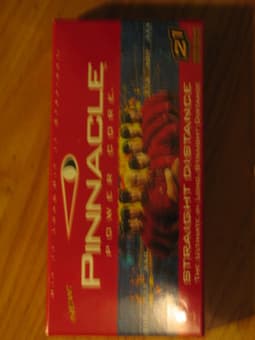 21 Pinnacle Golf Balls 3