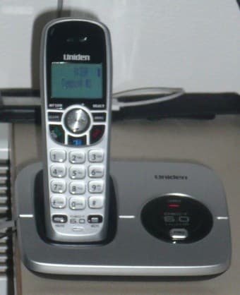 Phone with cordless handset 1