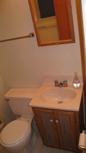 $775 Bright and Sunny Master Bedroom/Bath in Palo Alto (near El Camin) 2