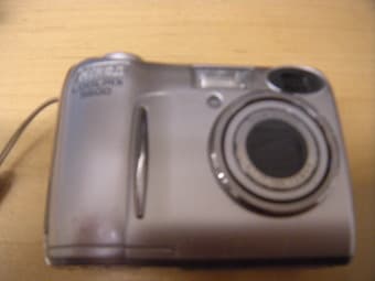 Nikon Coolpix 5600 Digital Camera 3