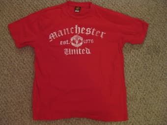 Officially Licensed Manchester United T-Shirt ????? Men?????s L 1