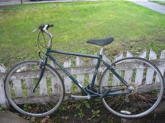 *Moving sale* ????? dresser, bike, side table, floor lamp 2