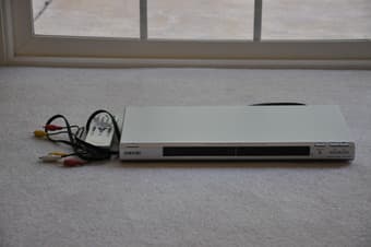 FS: Sony DVD Player($30) 2