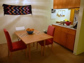 $800 - 1 room in a 2 bedroom charming apartment in Menlo Park, for Apr 2