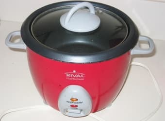 6-cup rice cooker 1