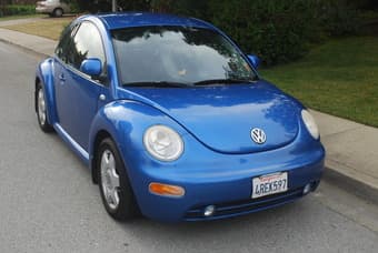 1999 VW New Beetle GLS 2.0L - LOW MILEAGE - $4,195 1