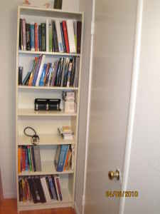 white bookshelf - $35 (los altos) 1