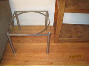 Small glass corner table - $30 (los altos) 1