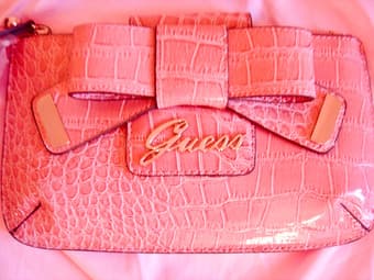 BRAND NEW. ROSE PINK GUESS PURSE !! 2