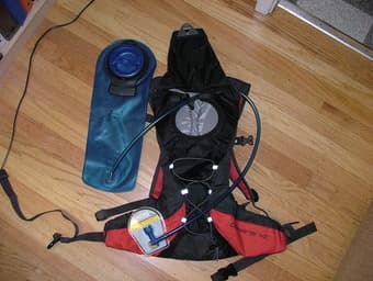 CamelBak Octane XC 70-Ounce Hydration Pack 1