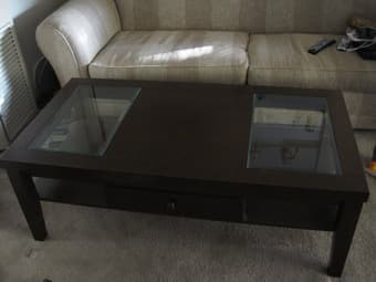 moving sale: coffee table with great quality 1