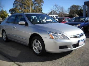 2006 Honda Accord SE Sedan 4D - Clean Title - 72k miles - $11,000 1