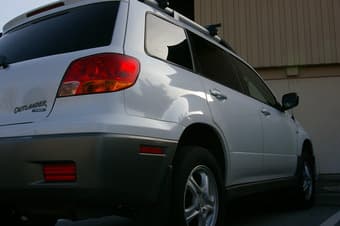 Mitsubishi Outlander 2003 $7300 3