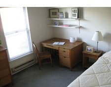 One room in a two bedroom rains apartment for rent 2