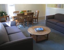 One room in a two bedroom rains apartment for rent 3