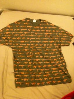 RogueStatus "gun show T" peas & carrots edition *RARE* 1