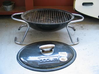 Cgarcoal grill 1