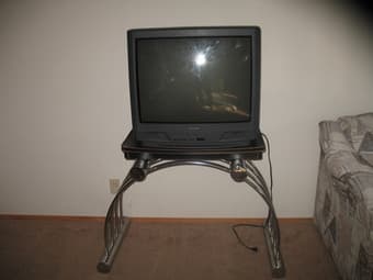 Bed, TV, Chairs and stool for sale. (Palo Alto) 2