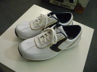 Golf shoes for man size 10.5 $45 1