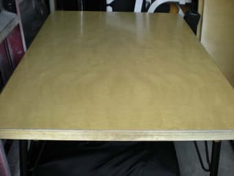 Kitchen Table and 4 Chairs $125 2