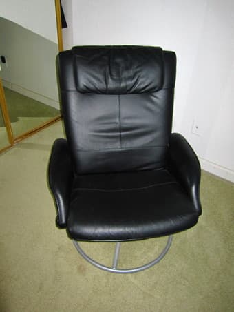 Malung Swivel Chair 1