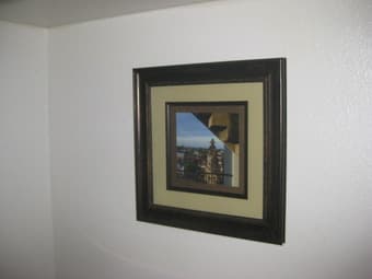 Wall decorations $4-$12 3
