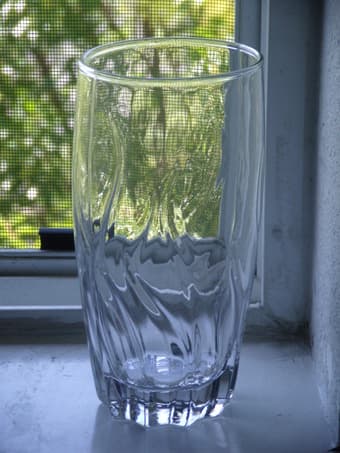8-Piece Glassware Set BRAND NEW - $5 1