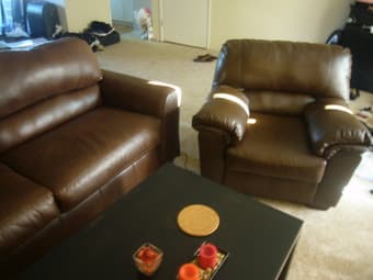 Leather Sofa Perfect condition 390$ (also available Loveseat & Chair) 3