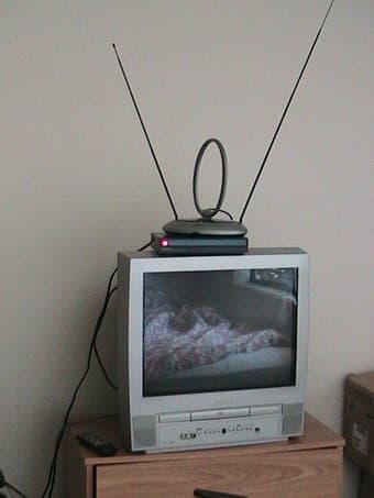 TV-dvd combo + TV Converter + Antenna ($80) 1
