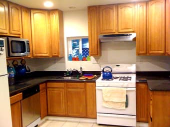 $1800 :: 2 Bedroom / 1 Bath :: Roommate needed to share! 3