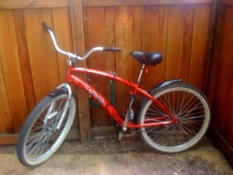 La Jolla Cruiser Bike with Lock - $65 1