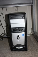 Desktop Pen Dual Core 3.2GHZ/2GB Ram,160 GB HDD, LCD Sumsung 19" 2