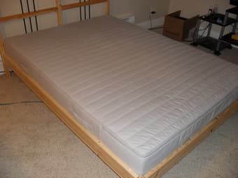 mattress + bed frame 2