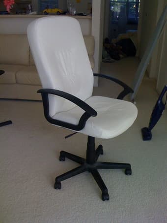 Swivel Chair (white) - $40 2