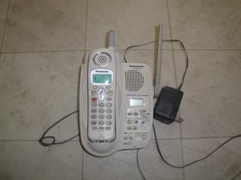 cordless phone----$8 1