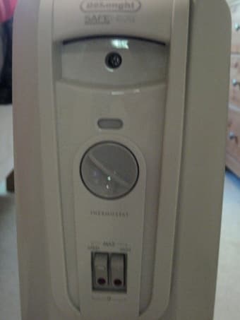 DeLonghi Electric Radiator - $ 20 2