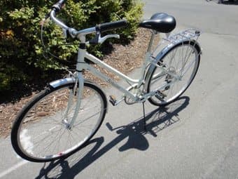 White Vintage Schwinn bike for sale!!!! 3