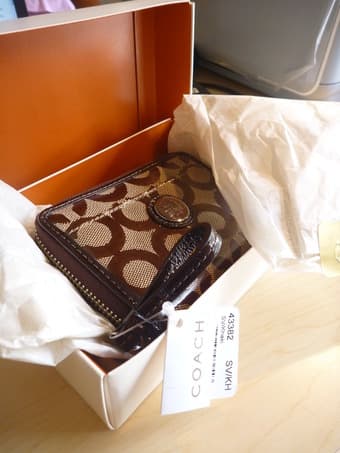 BRAND NEW COACH WALLET 1