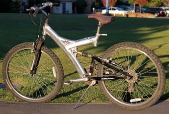 2 bikes for sale: both for $225 3