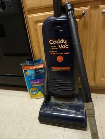 Vacuum cleaner for sale - $25 1